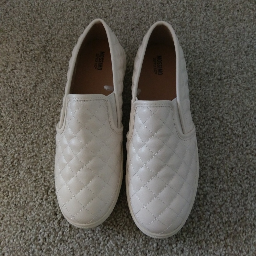 Mossimo sneakers